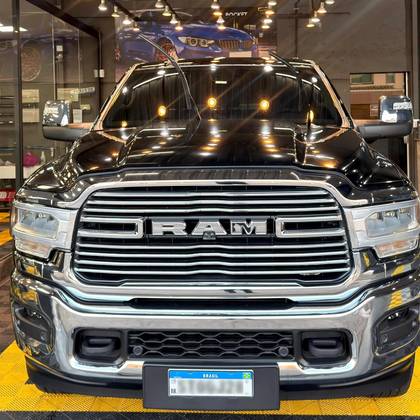 RAM 2500 6.7 I6 TURBO DIESEL LARAMIE NIGHT EDITION CD 4X4 AUTOMÁTICO RAM 2500 6.7 I6 TURBO DIESEL LARAMIE NIGHT EDITION CD 4X4 AUTOMÁTICO